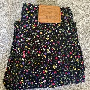 Levi’s Floral Wedgie Straight Jeans, Size 25